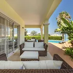 Amarela Βίλα Alvor